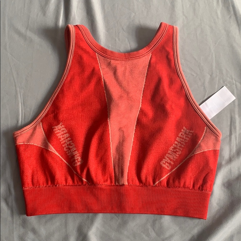 SALE!! GymShark women’s turbo sports bra
